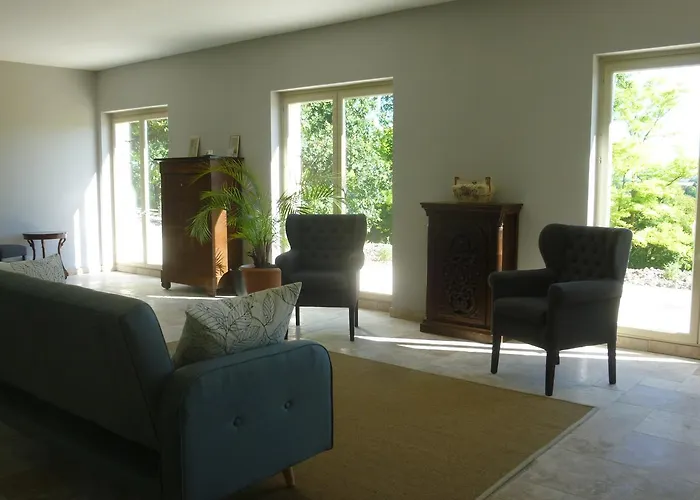 La Maison Forte Couette-café